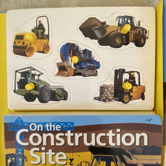 Puzzle Town "On the Construction Site" Book w/Puzzle Pieces - Picture 5 of 9
